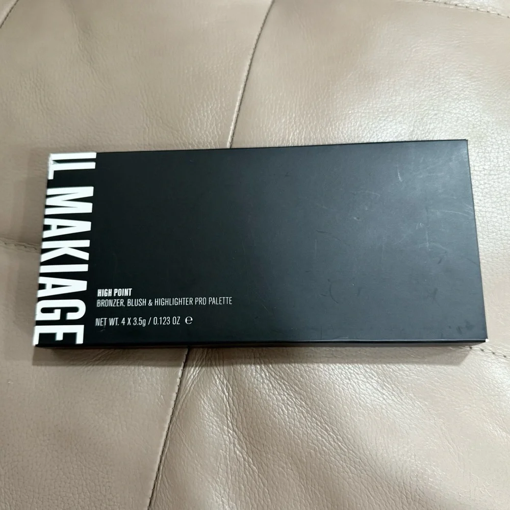 Il makiage High Point Face Shaping Palette